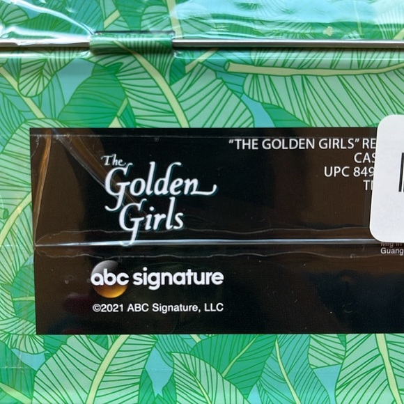 ✨ Collectible Golden Girls Lunchbox - Picture 15 of 17